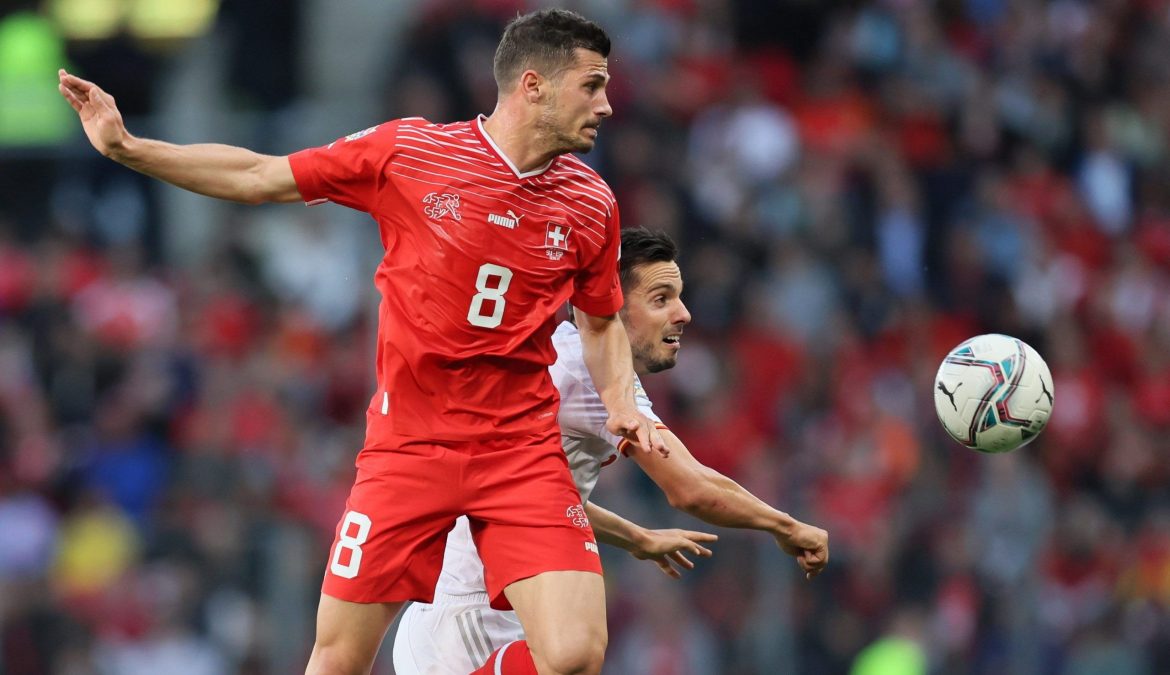 Forest must sign Remo Freuler